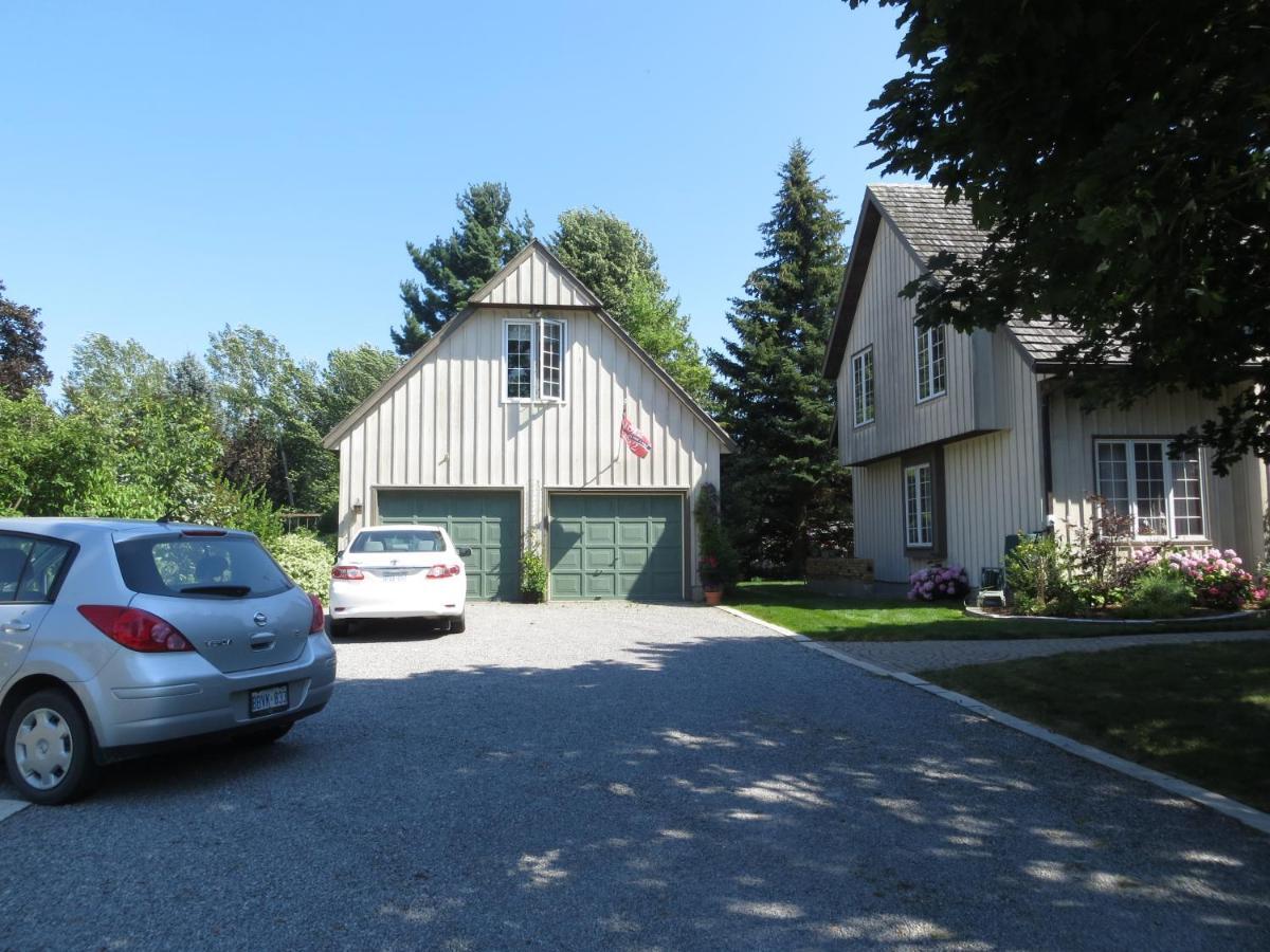 Cedar Gables Bed & Breakfast Niagara-on-the-Lake Екстериор снимка